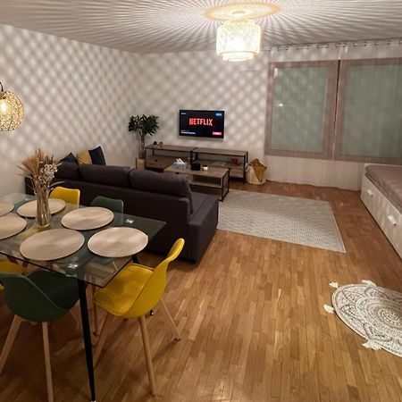 Paris-Montrouge Magnifique Appartement 3 Pieces De 75M2 Avec Parking - Tres Cosy Pour 1 - 8 Personnes Refait A Neuf -Entire Apartment Luxurious And Warm -Montrouge Paris 14Eme - Proche Aeroport Orly Parc Expositions Porte De Versailles Free Wifi Grat Bagian luar foto