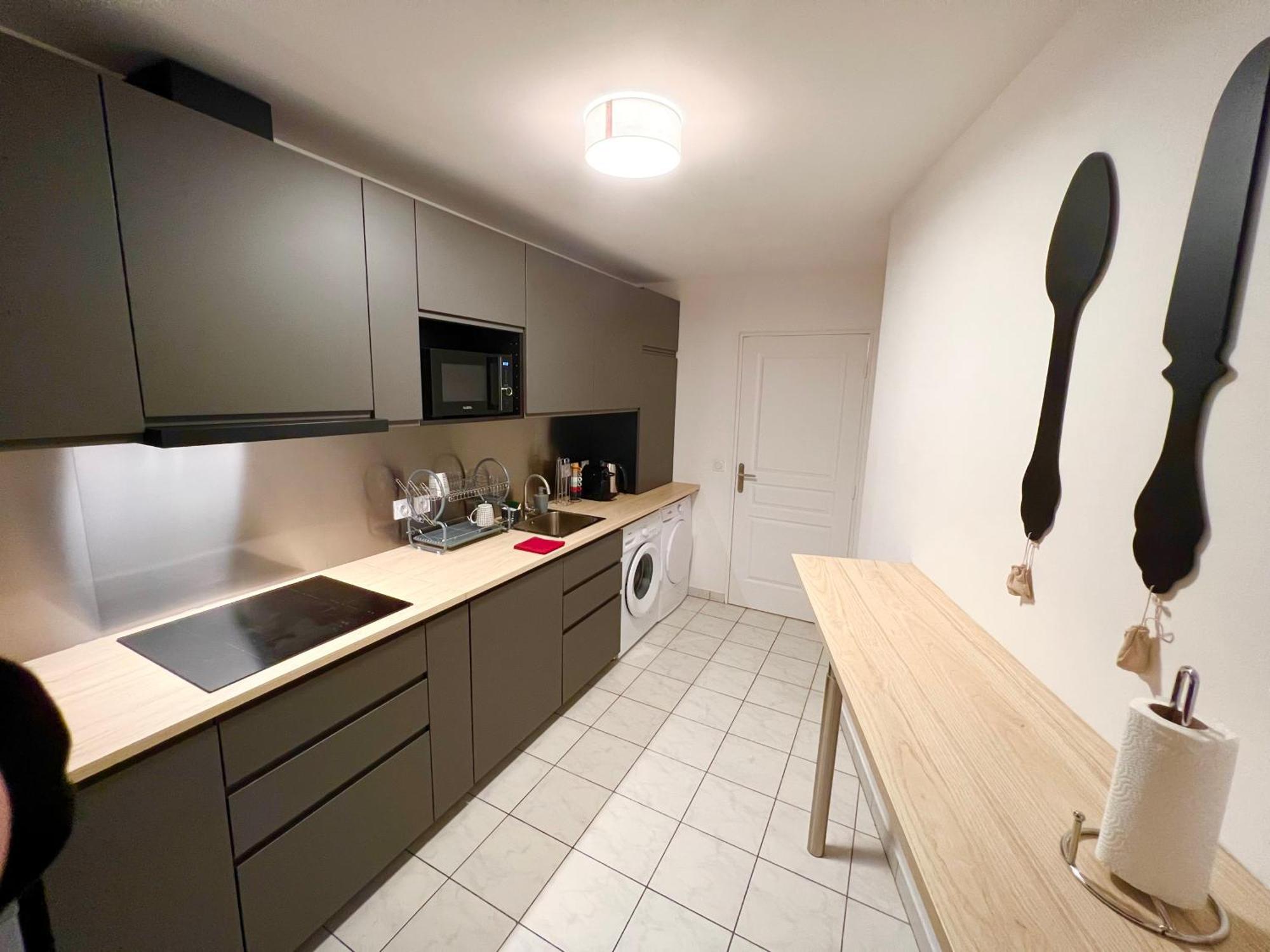 Paris-Montrouge Magnifique Appartement 3 Pieces De 75M2 Avec Parking - Tres Cosy Pour 1 - 8 Personnes Refait A Neuf -Entire Apartment Luxurious And Warm -Montrouge Paris 14Eme - Proche Aeroport Orly Parc Expositions Porte De Versailles Free Wifi Grat Bagian luar foto