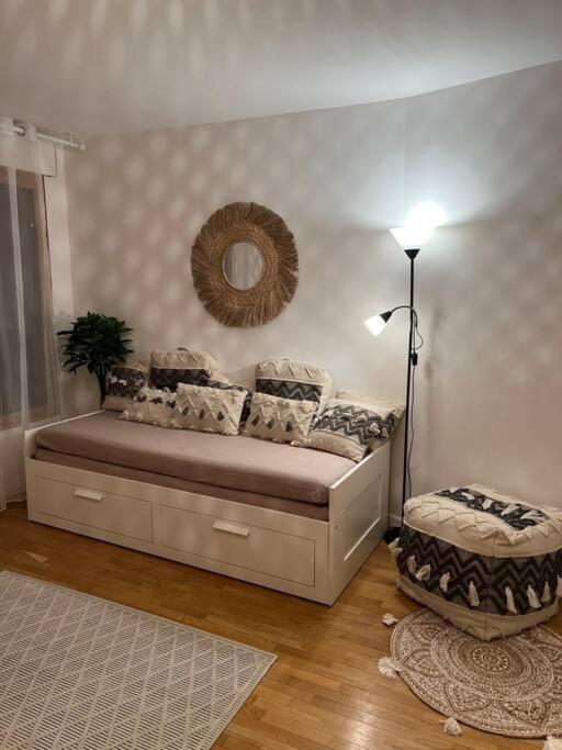 Paris-Montrouge Magnifique Appartement 3 Pieces De 75M2 Avec Parking - Tres Cosy Pour 1 - 8 Personnes Refait A Neuf -Entire Apartment Luxurious And Warm -Montrouge Paris 14Eme - Proche Aeroport Orly Parc Expositions Porte De Versailles Free Wifi Grat Bagian luar foto